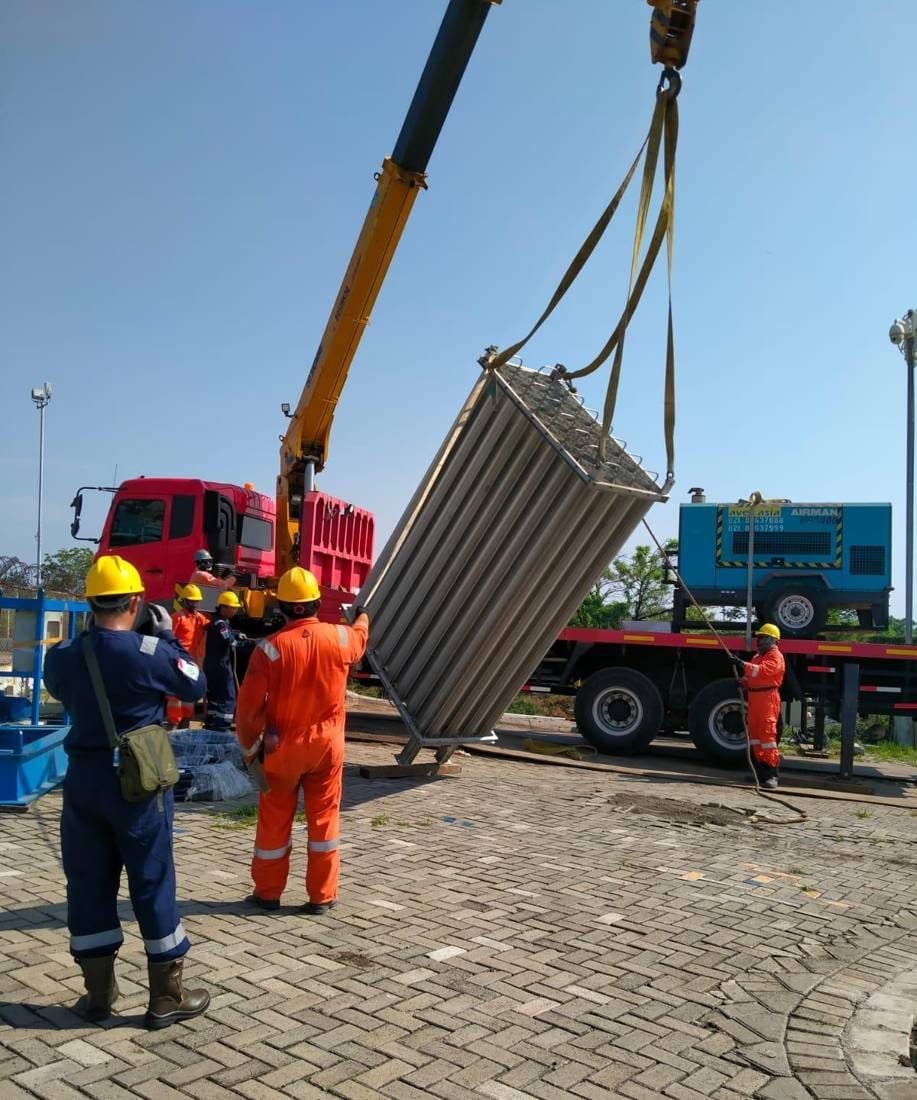 Purging & Leak Test Project di GMS Kraton